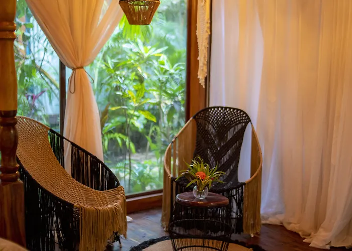 Hotel Ocho Artisan