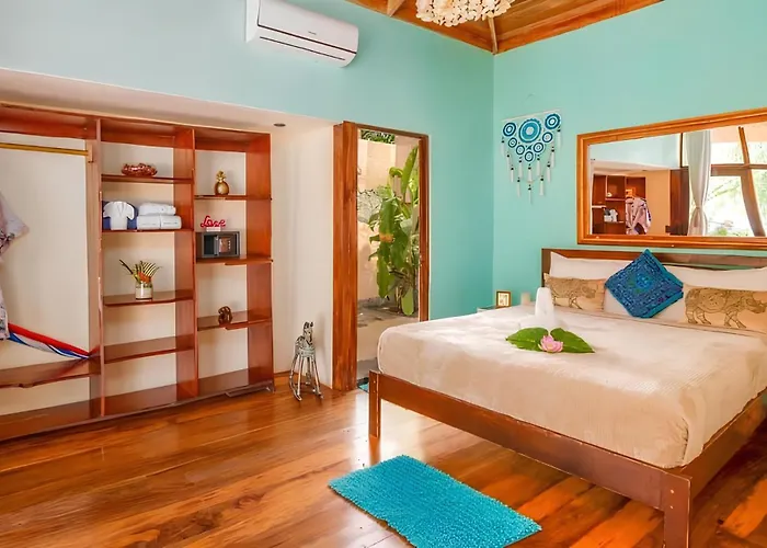 Ocho Artisan Hotel