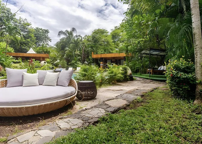 Ocho Artisan Hotel Tamarindo