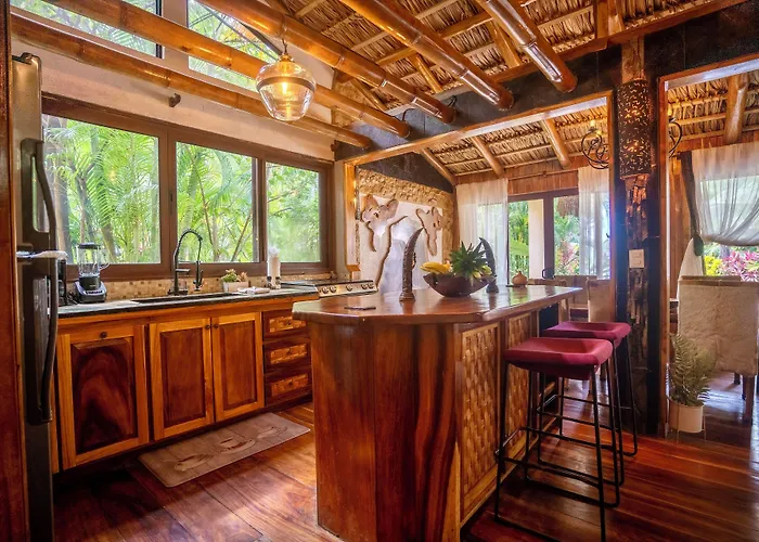 Ocho Artisan Hotel Tamarindo